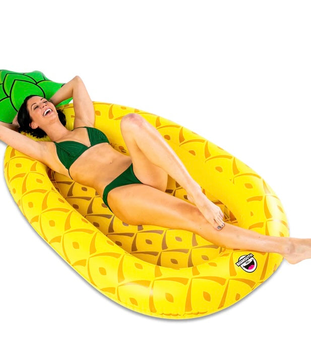 Pineapple Mesh Float